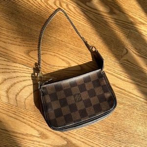 Louis Vuitton Damier Ebene Mini Pochette Accessoires Bag